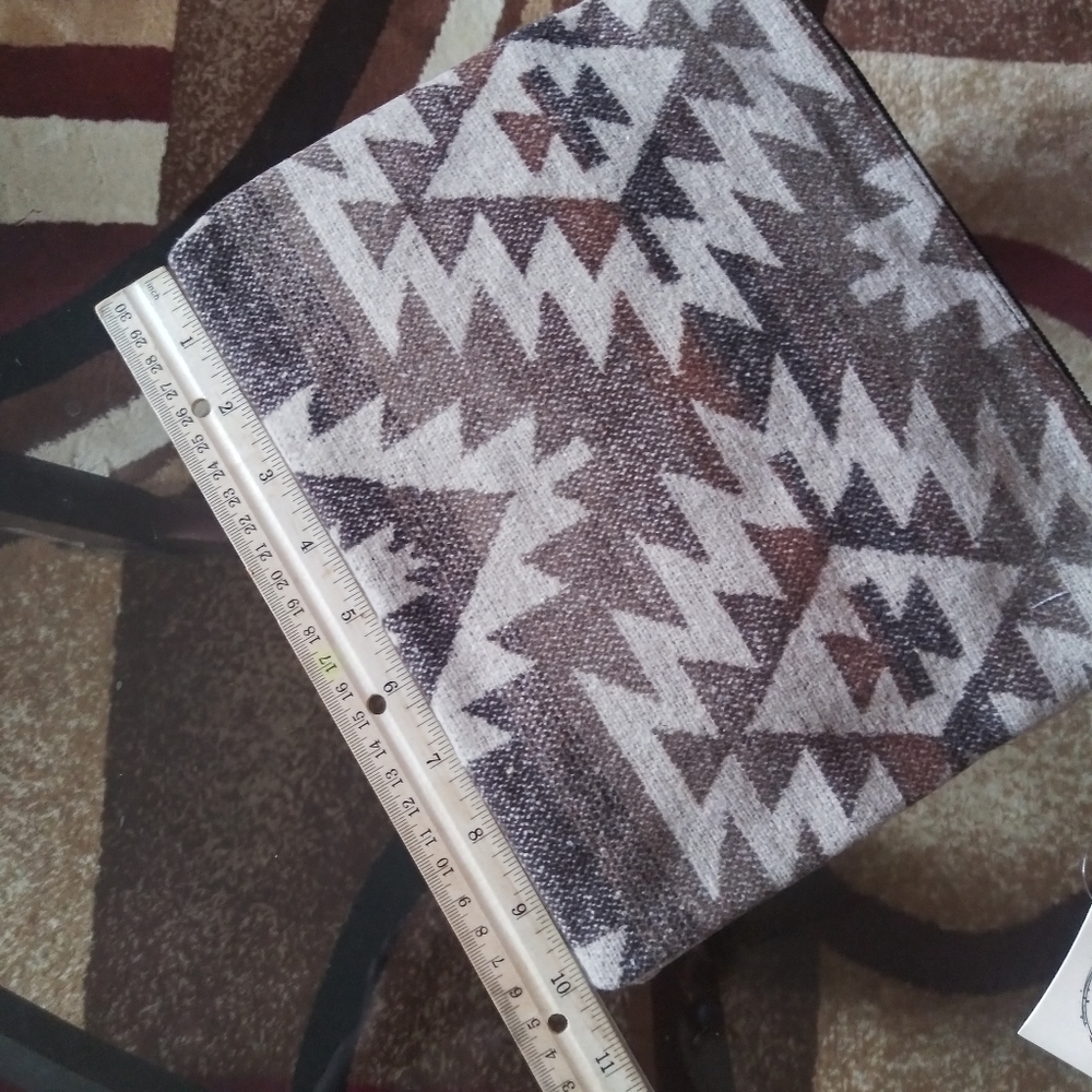 2 in 1 shoulder bag/wristlet - Picture 6 of 7